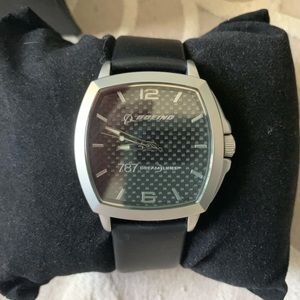 NIB Boeing 787 Dreamliner Watch